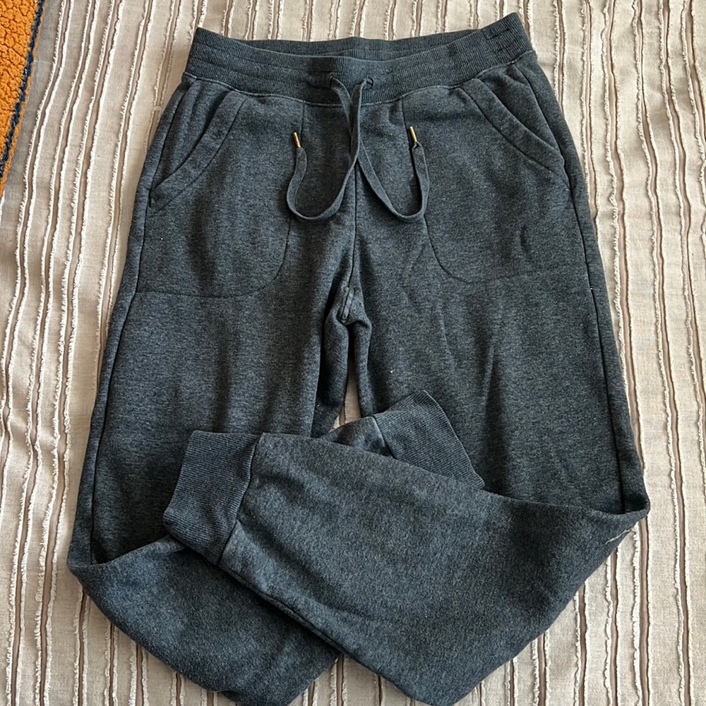 Uniqlo joggers